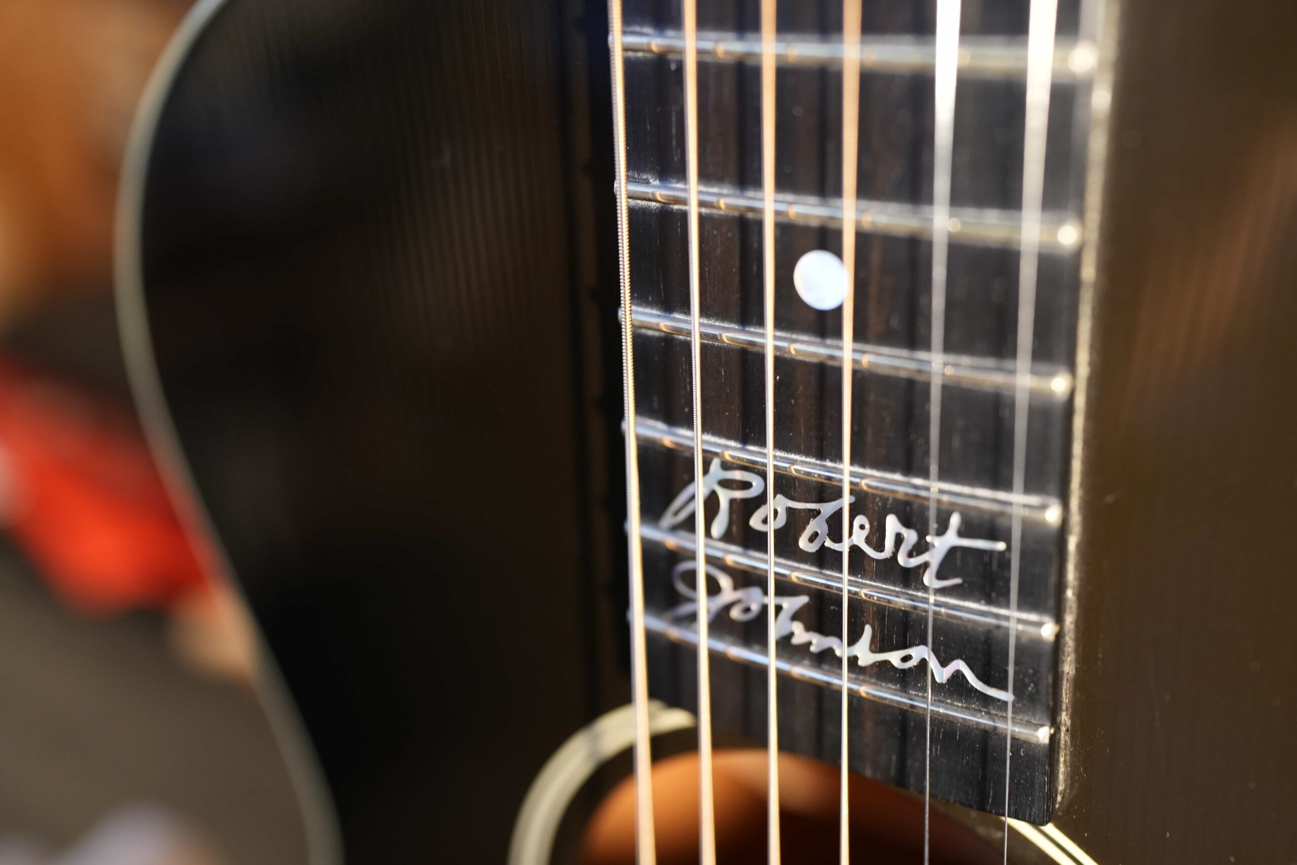 Gibson robert on sale johnson signature