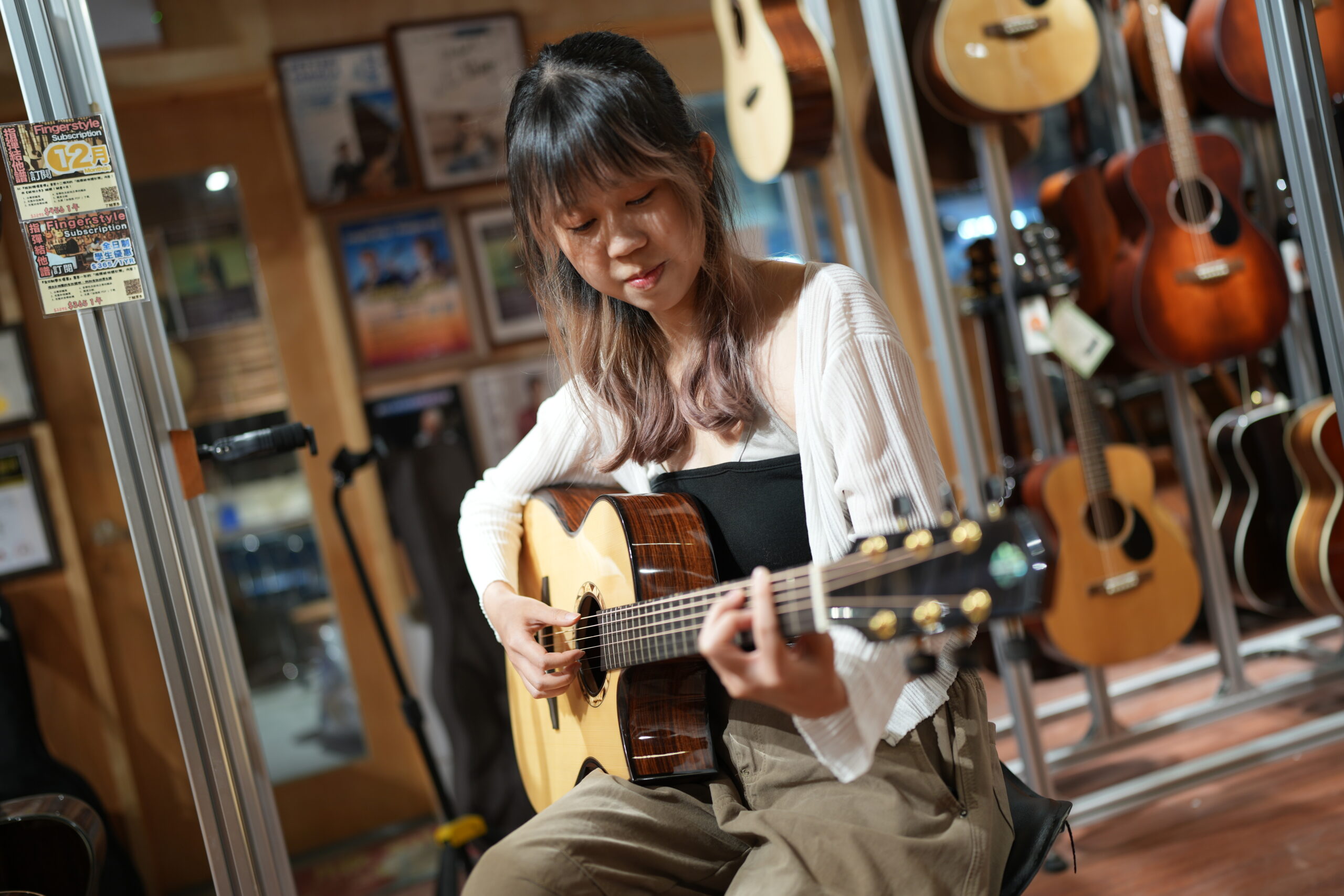 Nicky and Hiramitsu guitar